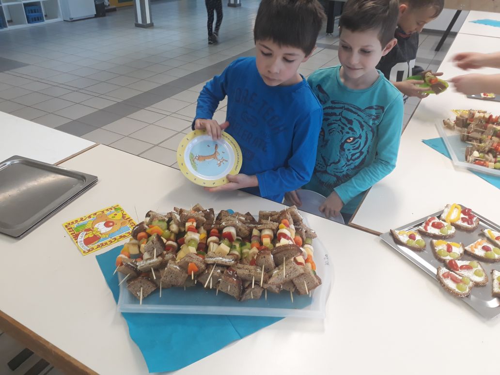 Grundschule Wilgersdorf | Gesundes Frühstück von Klasse 3